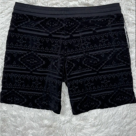 Chubbies Velour Sweat Short Size XL - Black Geometric - Picture 2 of 4